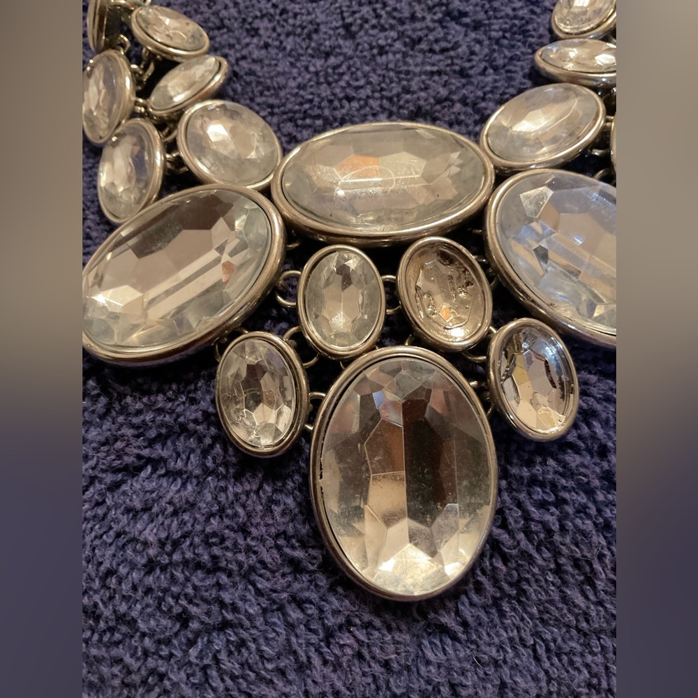 Necklace - Picture 2 of 7
